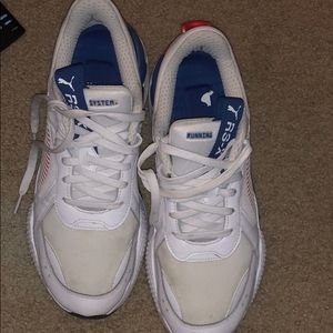 Puma RSX (white red blue)